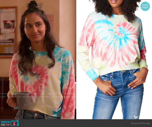 WornOnTV: Bela’s tie dye sweatshirt on The Sex Lives of College Girls ...