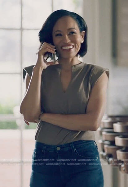 Charley's khaki padded shoulder tee on Queen Sugar