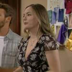 Hope’s floral short sleeve dress on The Bold and the Beautiful