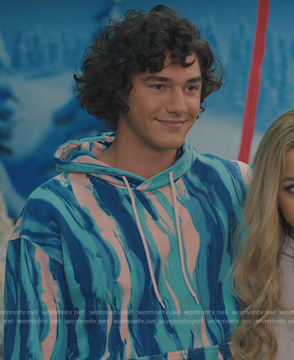 Jamie's blue marbled hoodie and shorts on Saved By The Bell