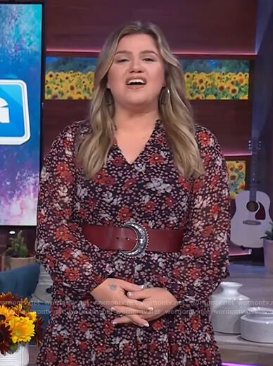 Kelly's floral print v-neck dress on The Kelly Clarkson Show