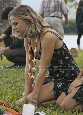 Lennon/Alison’s black floral slip dress on I Know What You Did Last Summer