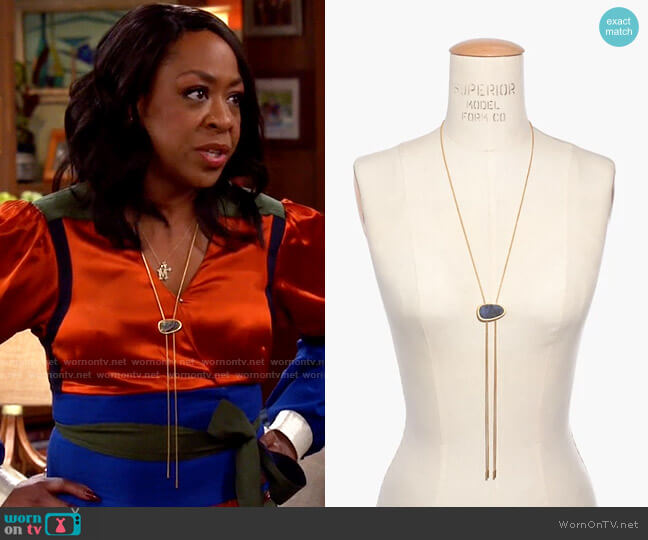 Madewell Foretell Bolo Necklace worn by Tina Butler (Tichina Arnold) on The Neighborhood