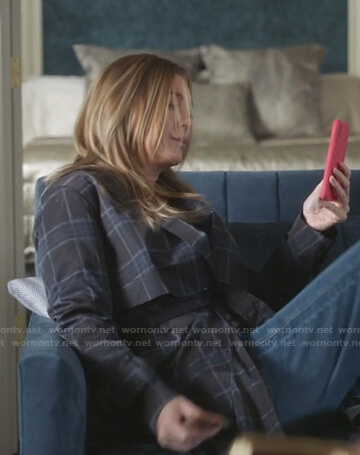 Meredith's plaid trench coat on Greys Anatomy
