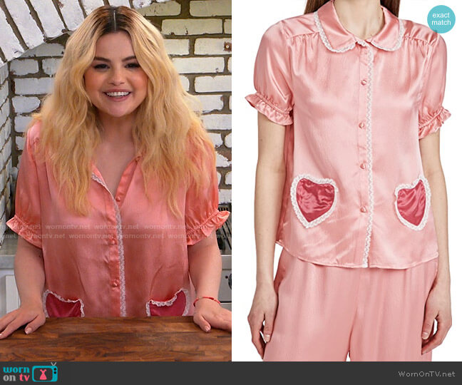 WornOnTV: Selena Gomez's pink heart pocket top on Selena + Chef