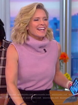 Sara’s pink turtleneck vest on The View