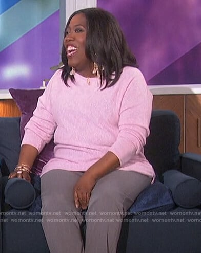 Sheryl's pink cashmere sweater on The Talk