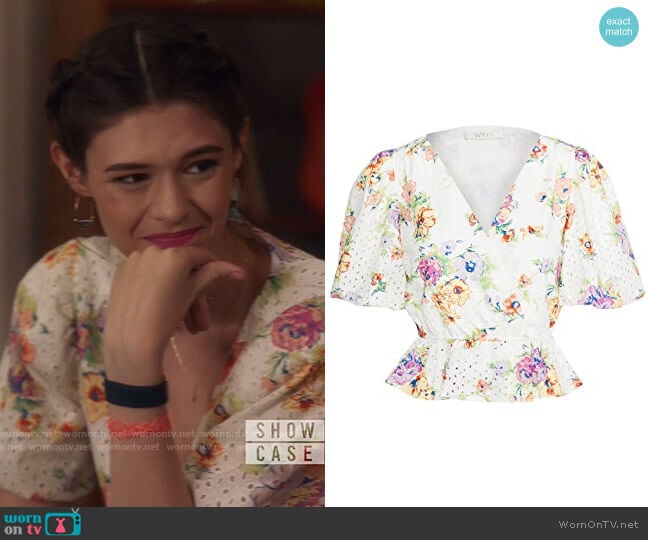 WAYF Pastel Floral Puff Sleeve Top worn by Nia Nal (Nicole Maines) on Supergirl