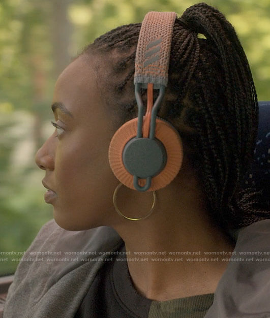 Whitney’s orange headphones on The Sex Lives of College Girls