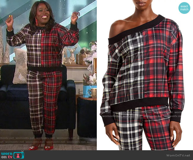 Natalie Off The Shoulder Sweatshirt and Pants by Alice and Olivia worn by Sheryl Underwood  on The Talk
