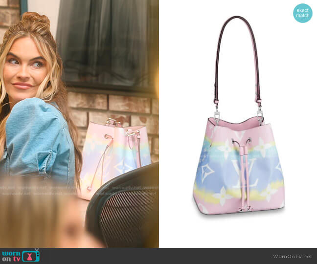 Neo Noe Giant Monogram Shoulder Bag by Louis Vuitton worn by Chrishell Stause  on Selling Sunset