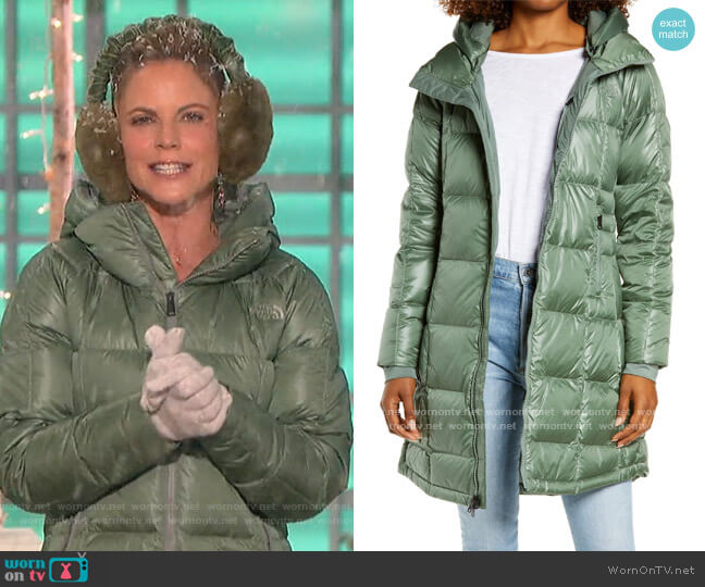 Acropolis Water Repellent 550 Fill Power Down Parka by The North Face worn by Natalie Morales  on The Talk