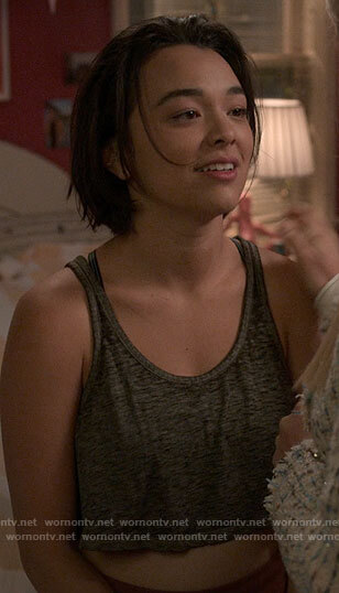 Alicia’s grey cropped tank top on The Sex Lives of College Girls
