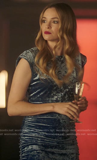 Caitlin's blue velvet dress on The Flash