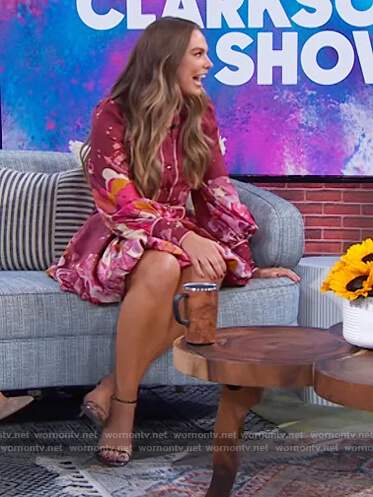 Hannah Brown’s pink floral print dress on The Kelly Clarkson Show