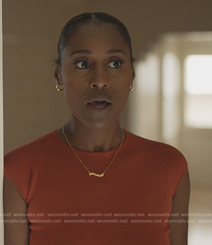 Issa’s brownies twist necklace on Insecure
