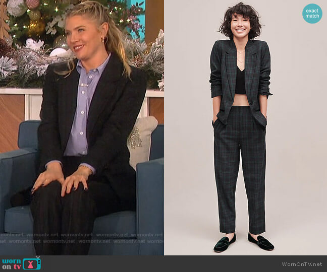 Willa Blazer and Pants by J. Crew worn by Amanda Kloots  on The Talk