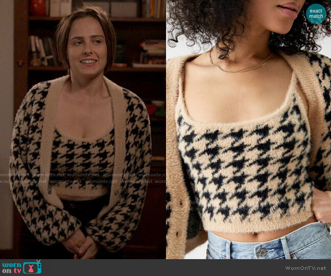 Kendall & Kylie Fuzzy Tank worn by Kimberly Finkle (Pauline Chalamet) on The Sex Lives of College Girls