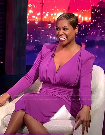 Monique’s purple gathered waist v-neck dress on E! News Nightly Pop