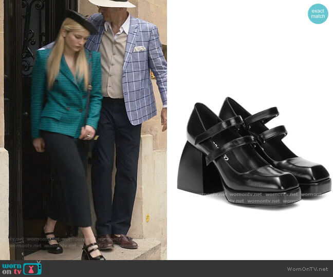 Bulla Babies leather pumps by Nodaleto worn by Camille (Camille Razat) on Emily in Paris