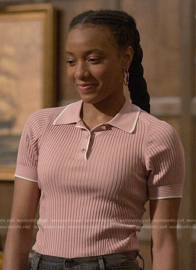 Whitney’s pink ribbed polo top on The Sex Lives of College Girls