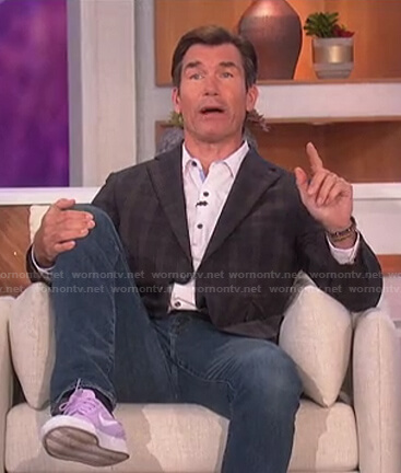 Jerry's Nike lilac sneakers on The Talk
