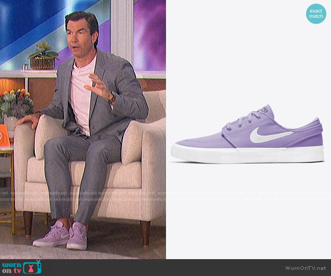 SB Zoom Stefan Janoski Canvas RM Sneakers by Nike worn by Jerry O'Connell on The Talk