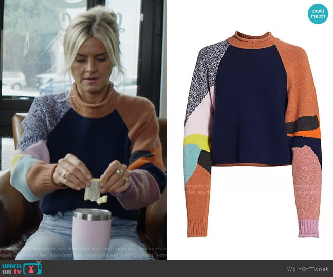 See by Chloe Abstract Novel Sweater worn by Amy (Eliza Coupe) on Pivoting