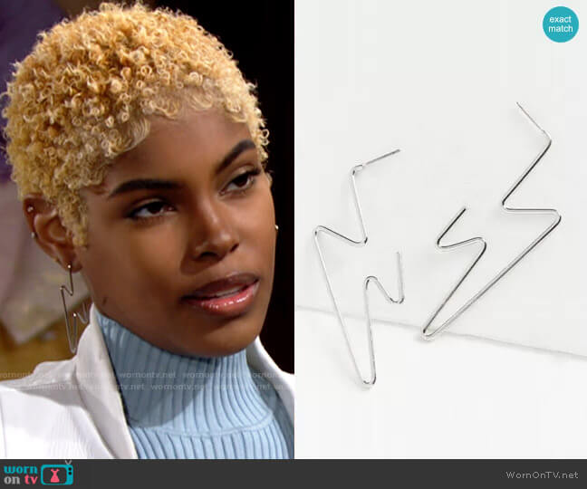 Urban Outfitters Essential Geometric Hoop Earrings worn by Paris Buckingham (Diamond White) on The Bold and the Beautiful