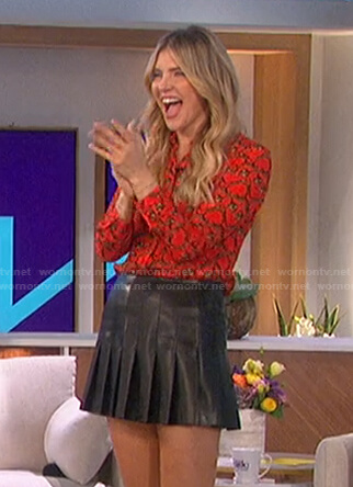 Amanda’s red leopard print blouse and pleated leather skirt on The Talk