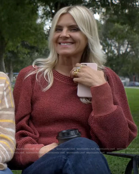 Amy’s red textured sweater on Pivoting