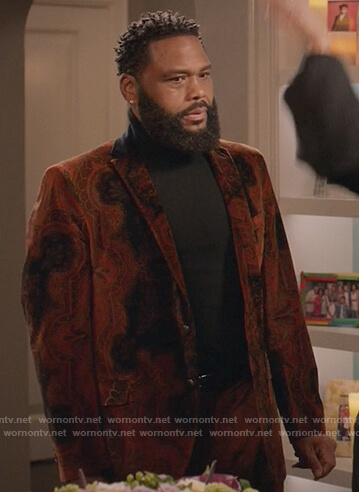 Andre's velvet paisley print blazer and pants on Black-ish