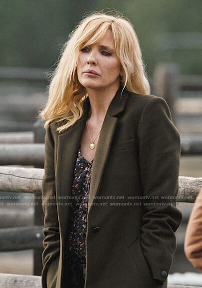 Beth’s olive green coat on Yellowstone