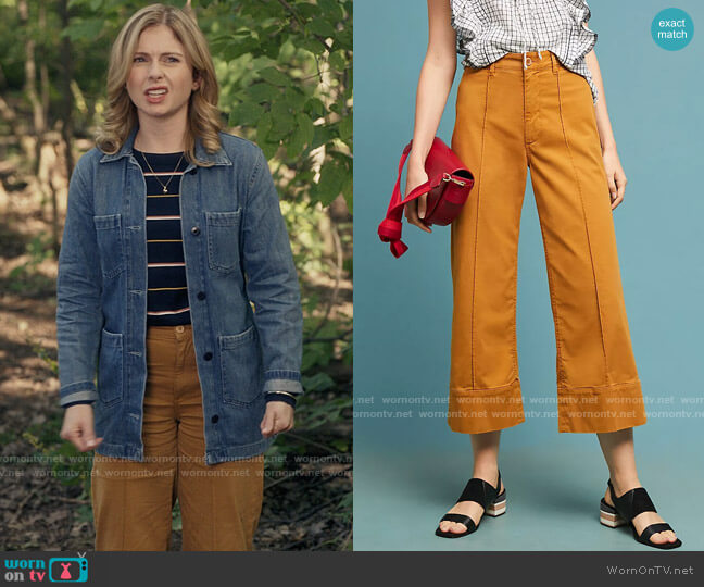 Anthropologie Cropped Wide-Leg Chino Pants worn by Sam (Rose McIver) on Ghosts