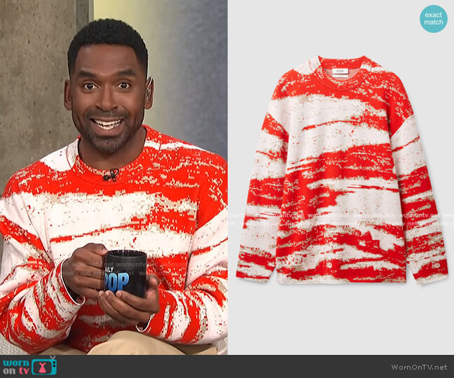 Relaxed-Fit Graphic Sweater by Cos worn by Justin Sylvester on E! News