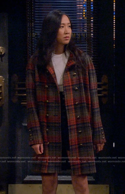 Ellen’s plaid coat on How I Met Your Father