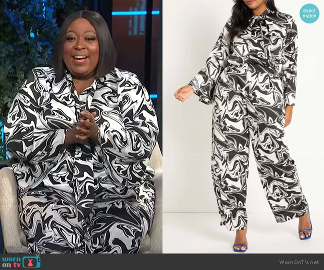WornOnTV: Loni’s marble print tie neck top and pants on E! News Daily ...