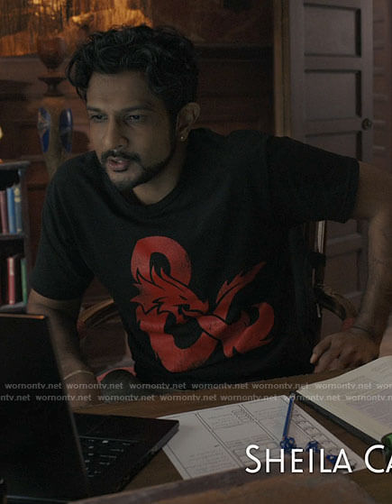 Jay's Dungeons & Dragons t-shirt on Ghosts