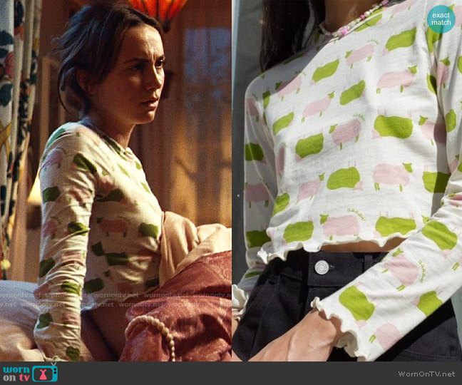 Lisa Says Gah Counting Sheep Top worn by Lexi Howard (Maude Apatow) on Euphoria