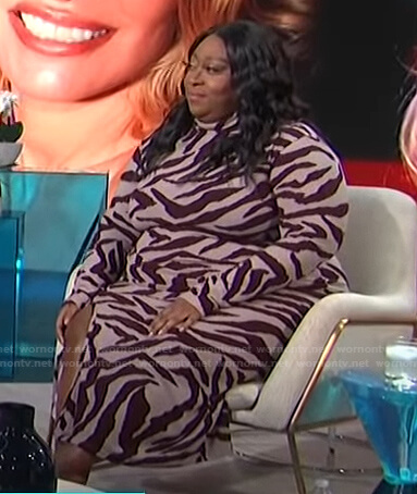 Loni’s pink zebra print dress on E! News Daily Pop