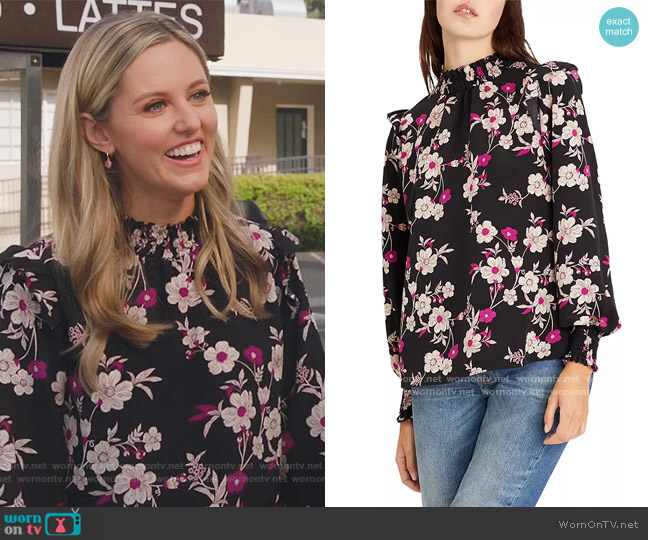 Popover Blouse by Sanctuary worn by Tami (Taylor Louderman) on Kenan