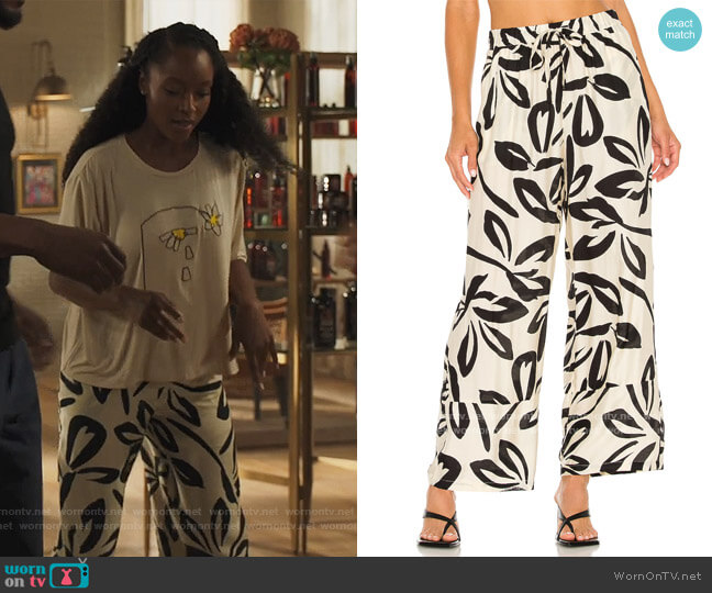 Laguna Pant by Seafolly worn by Angela Vaughn (Yaya DaCosta) on Our Kind of People