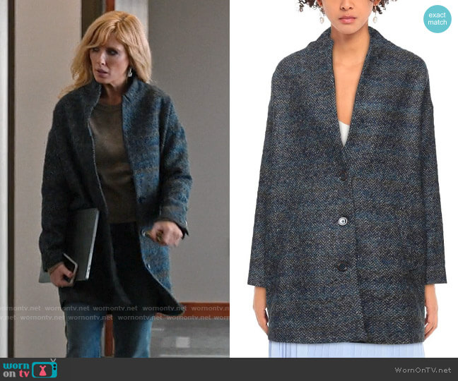 Sessun Boucle Coat worn by Beth Dutton (Kelly Reilly) on Yellowstone