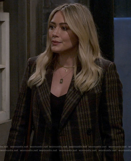 Sophie’s brown plaid coat on How I Met Your Father