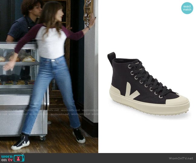 Veja Nova High Top Sneaker worn by Sarah (Maggie Q) on Pivoting