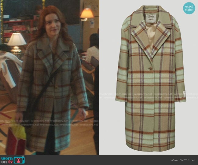 The Only Coat by Wilfred worn by Nancy Drew (Kennedy McMann) on Nancy Drew