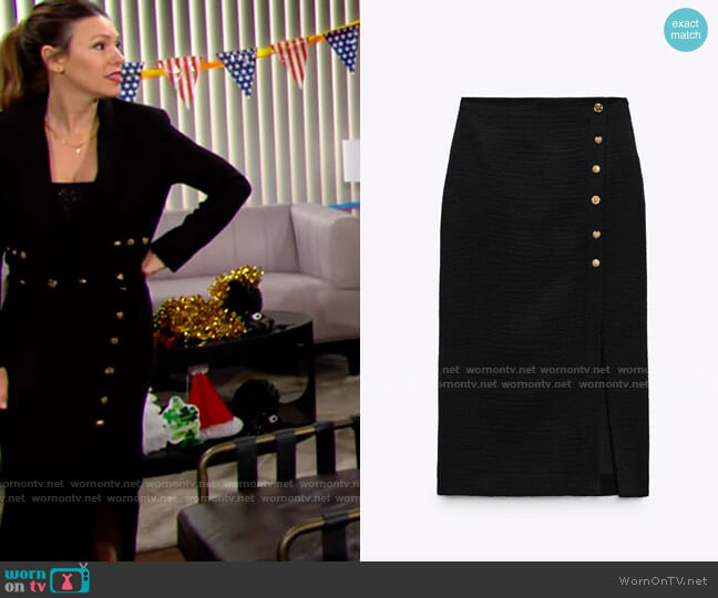 Zara Midi Skirt with Buttons worn by Chloe Mitchell (Elizabeth Hendrickson) on The Young & the Restless