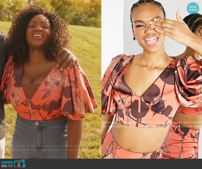 Corset Bodice Crop Top in Orchid Print by ASOS worn by Bridgette Pierce (Yaani King Mondschein) on The Kings of Napa