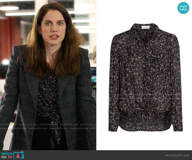 Bella Dahl Tie-Front Floral Blouse worn by Vivian Kent (Anna Chlumsky) on Inventing Anna