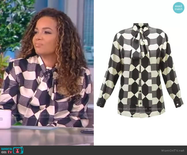 Pussy-bow printed silk-satin shirt by Gucci worn by Sunny Hostin on The View